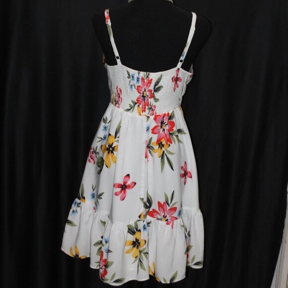 Old Navy White Floral Sundress - Picture 7 of 13